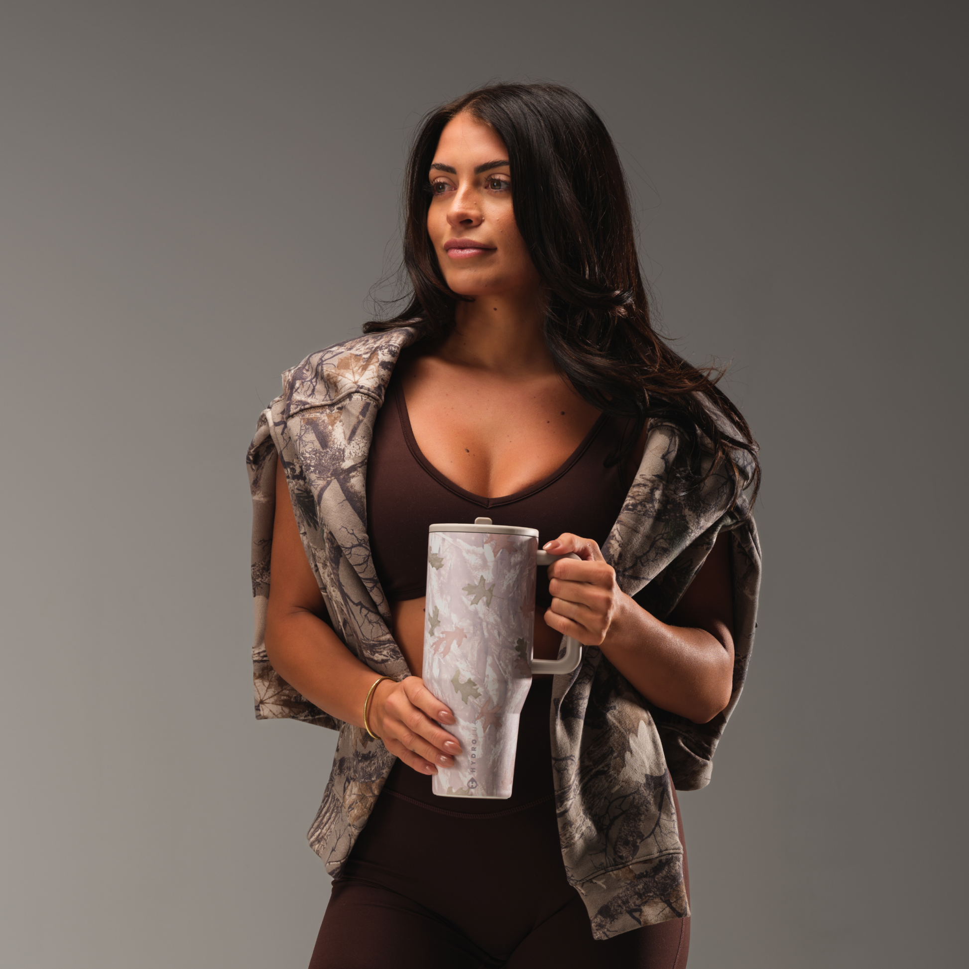 camo-32oz-946ml-e0 TRVL32-Camo-5-WPI.png