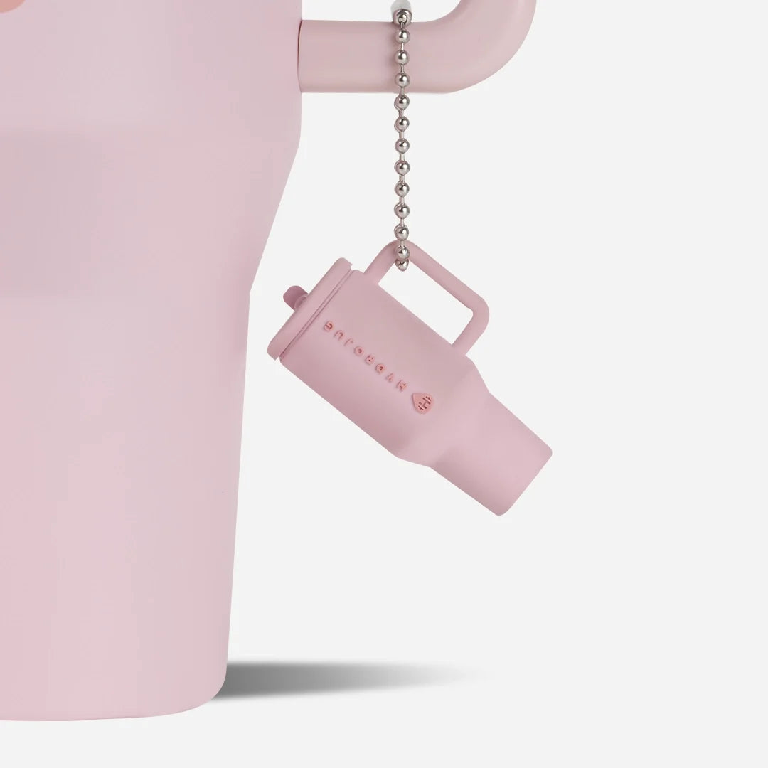 traveler-keychain-v8 Web-TravelerKeychainPhotos-PinkSand2.webp